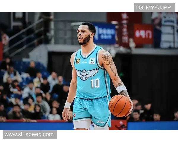 青岛男篮客场89比87力克北京队，首次攻克五棵松